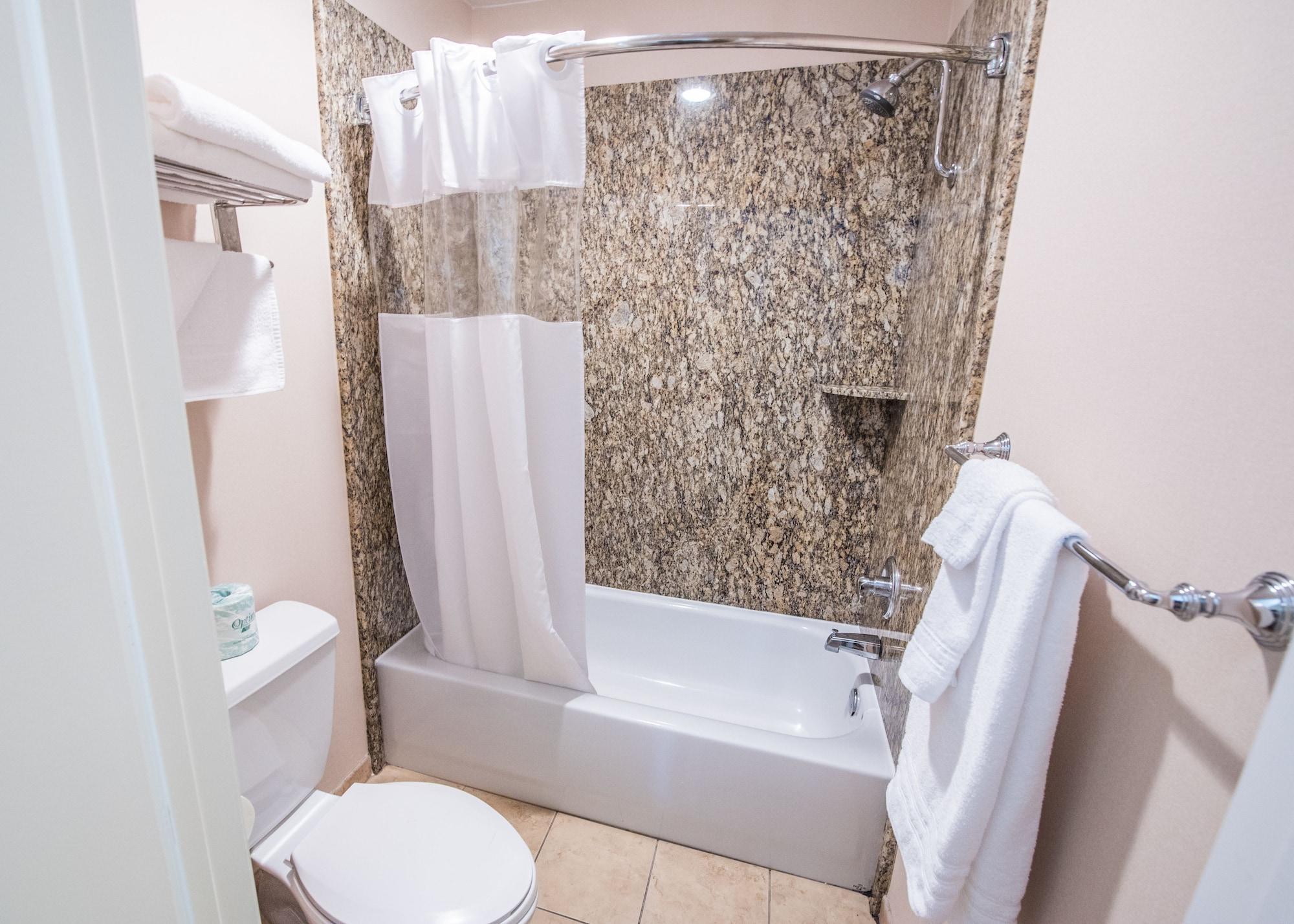 Travelodge By Wyndham Culver City Hotel 2*