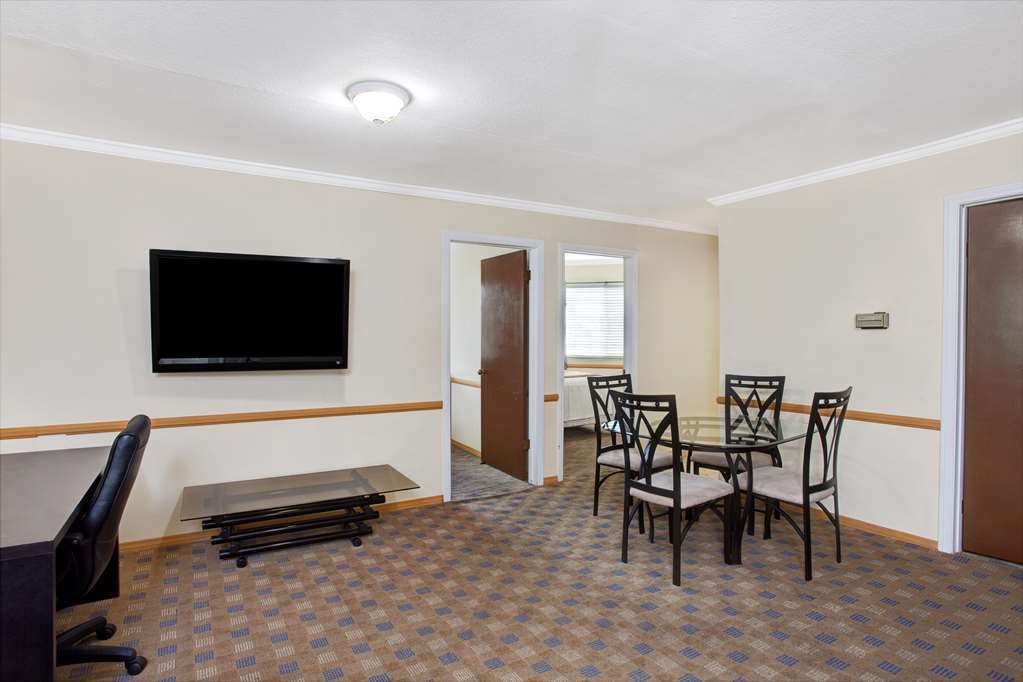 Travelodge By Wyndham Culver City